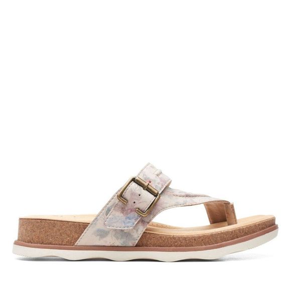 Clarks Brynn Madi Sandal | Women's BEIGE TEXTILE | Sandals | Flat NEW - Picture 1 of 11